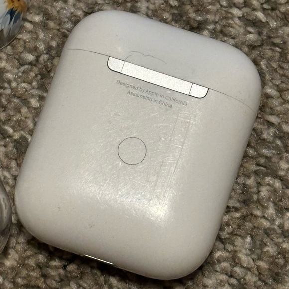 Apple AirPod 2 - Picture 2 of 9